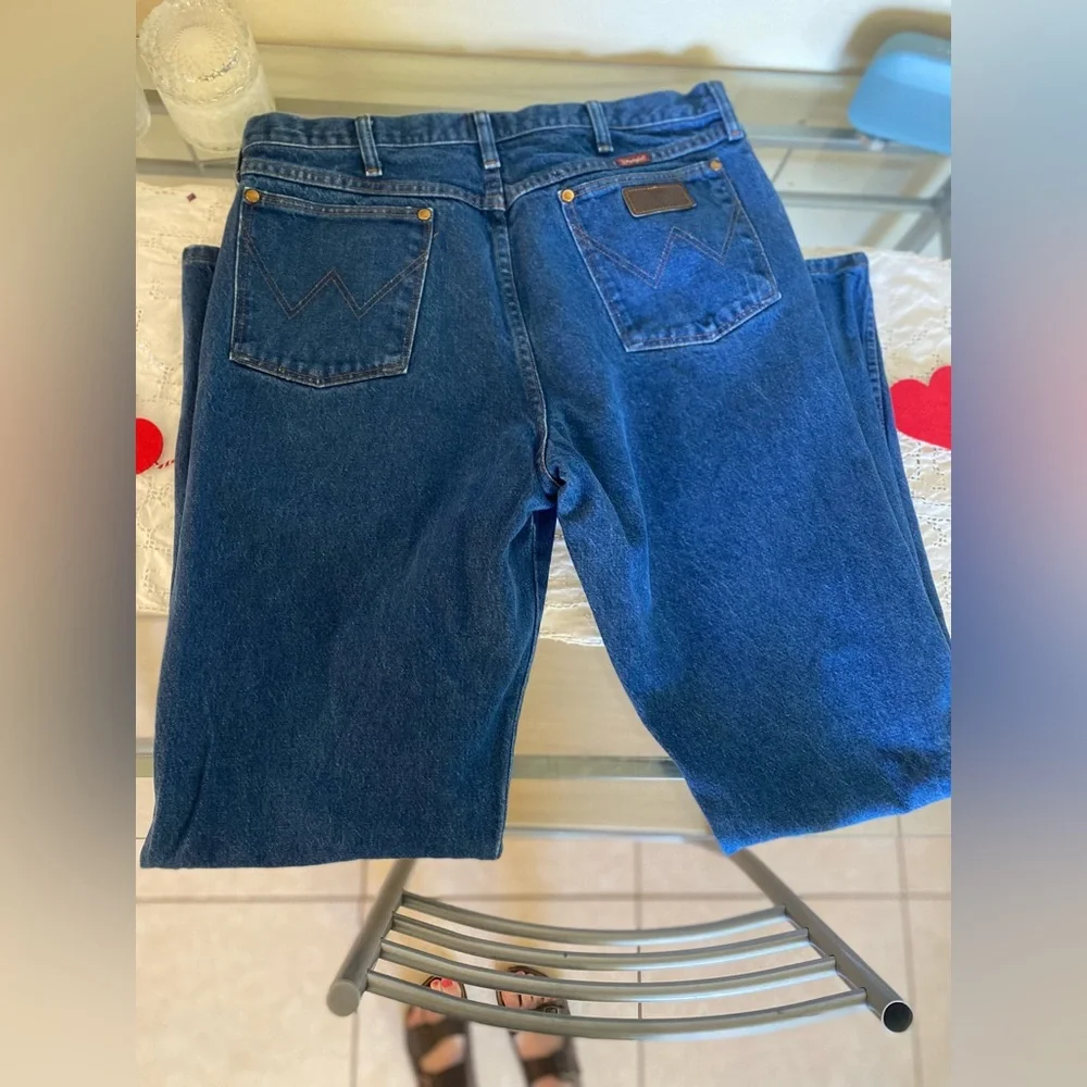 Wrangler 36x34 relaxed - Picture 2 of 4